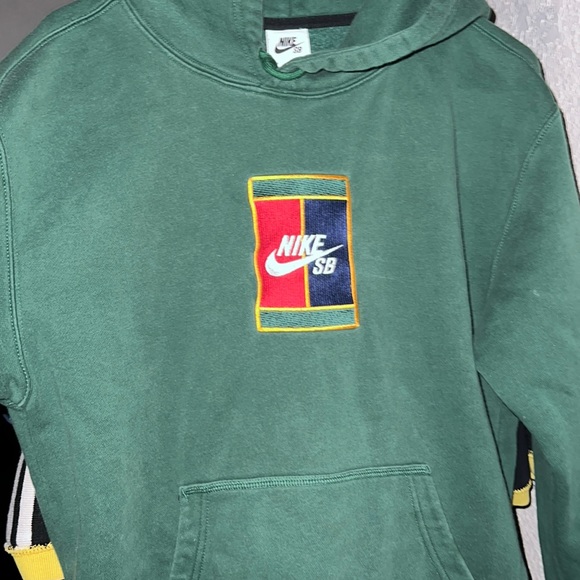 Nike Sweaters Nike Sb Court Hoodie Green Midnight Navy Poshmark